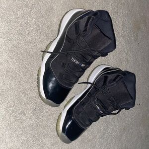 Jordan retro 11s - Space Jams